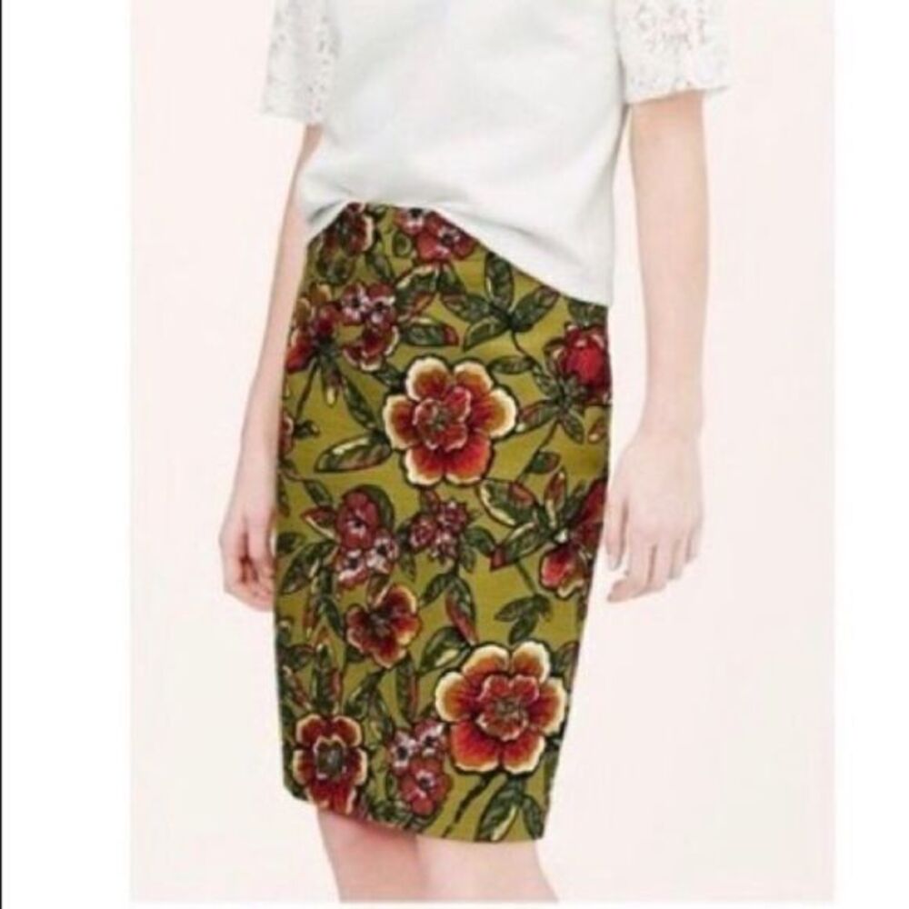 Loft gorgeous tapestry carpet floral print skirt 2